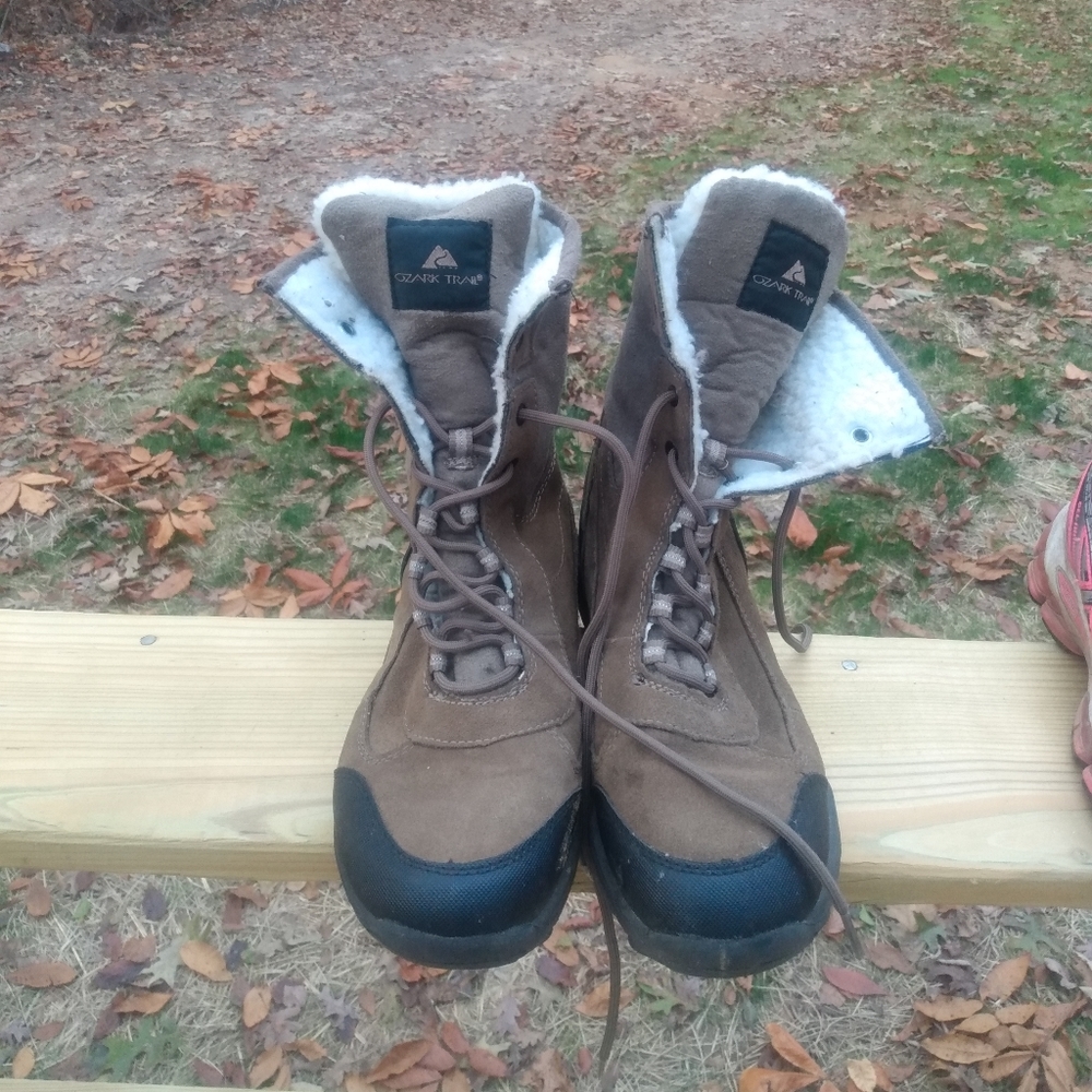 Ozark Trail Womens winter boots